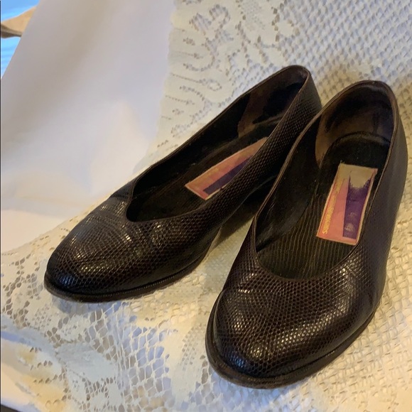 Bennis and Edwards brown leather flats - Picture 3 of 3